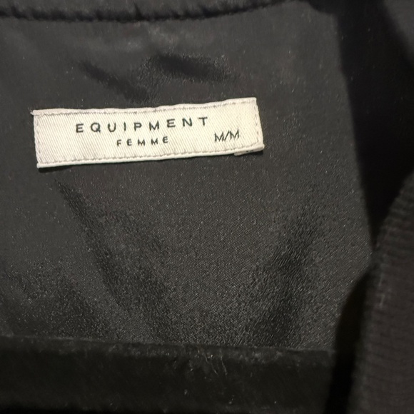 Equipment - silk black number with star detail - Picture 3 of 4